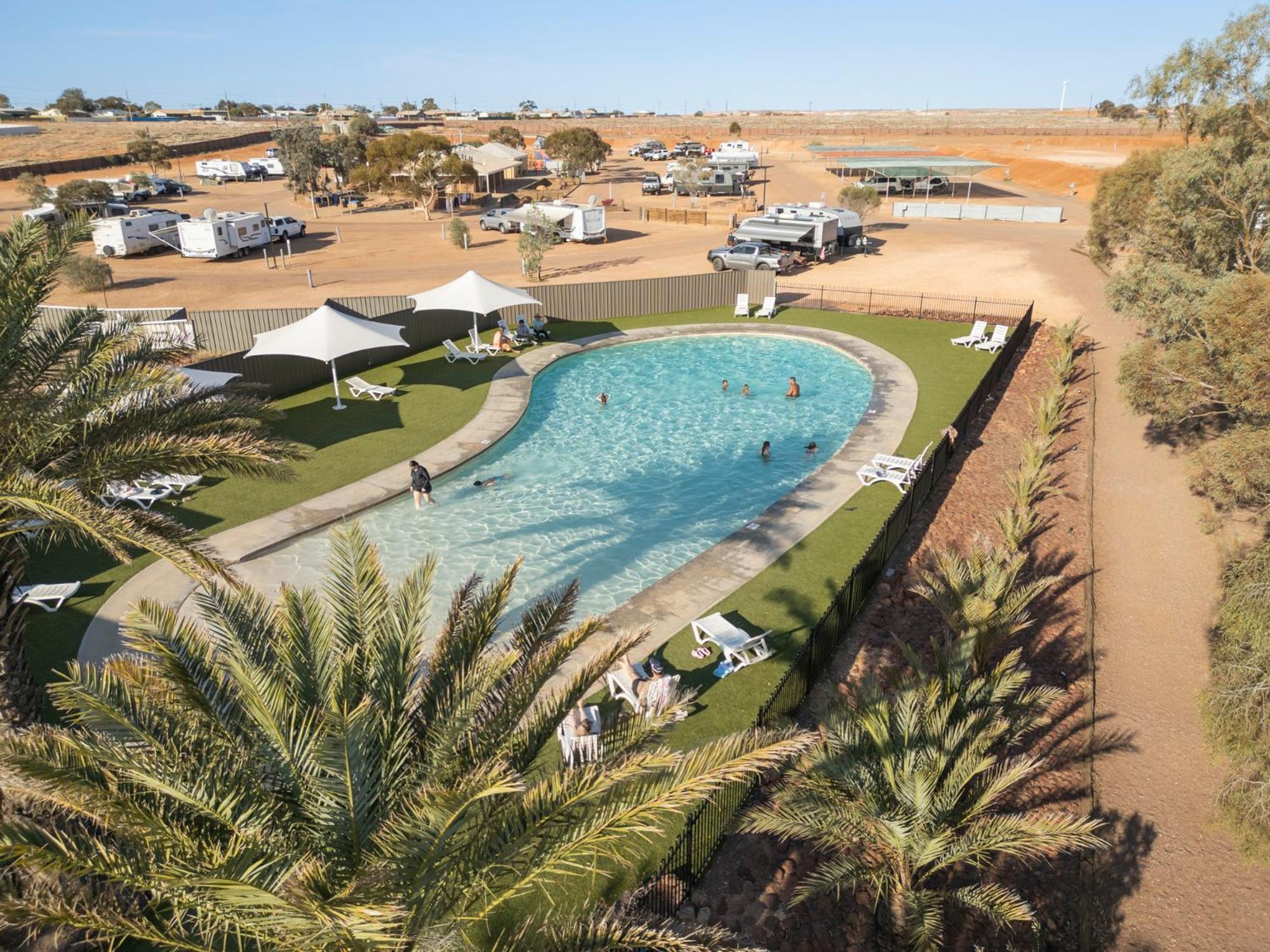 Big4 Stuart Range Outback Resort คูเบอร์เพดี ภายนอก รูปภาพ
